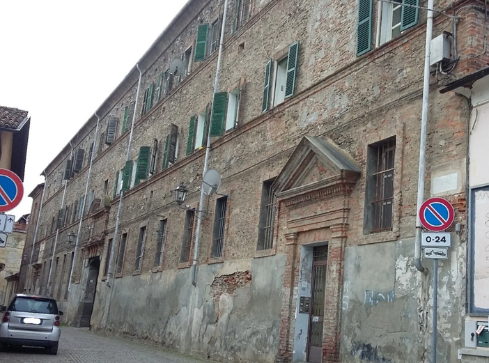 Il caseggiato di via Luciano, interessato dalla riqualificazione Il caseggiato di via Luciano, interessato dalla riqualificazione