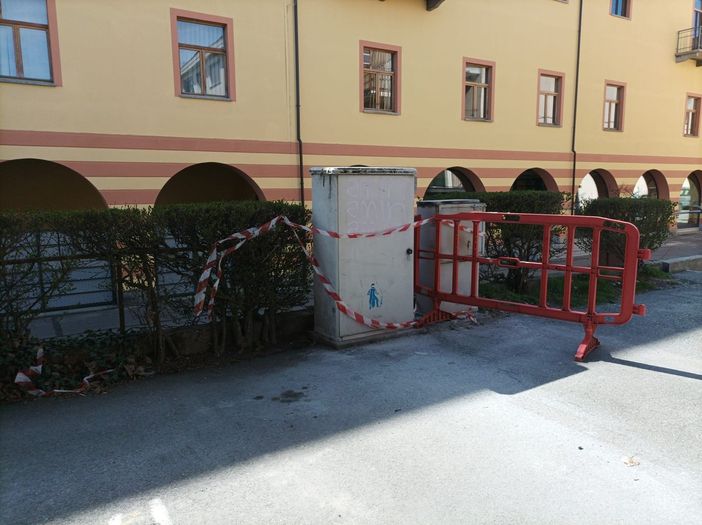 La centralina incendiata