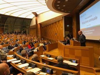 Energia, Fontana: "Doveroso ascoltare necessità famiglie e imprese" Energia, Fontana: "Doveroso ascoltare necessità famiglie e imprese"