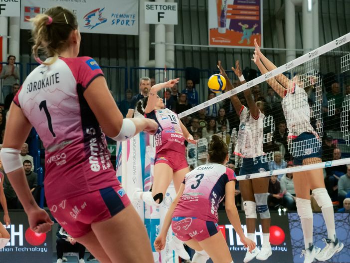 Attacco di Akrari (foto di Christian Bosio) Attacco di Akrari (foto di Christian Bosio)