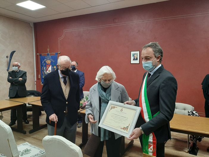 La consegna in Comune La consegna in Comune