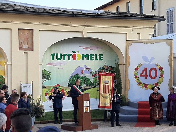 Tuttomele di Cavour diventa fiera di livello nazionale Tuttomele di Cavour diventa fiera di livello nazionale
