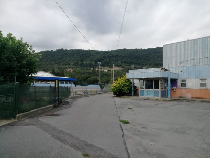 Gli impianti sportivi di Luserna San Giovanni Gli impianti sportivi di Luserna San Giovanni