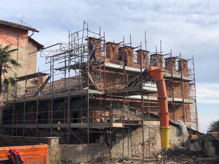 Il cantiere di di Palazzo Acaja Il cantiere di di Palazzo Acaja