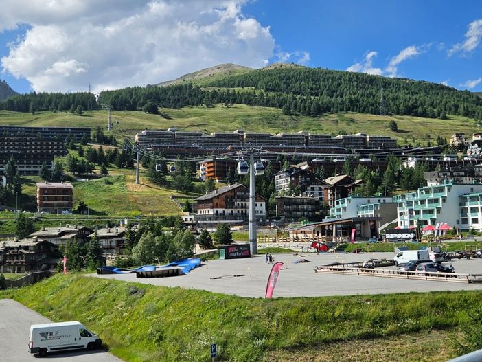 Pre apertura estiva degli impianti di risalita di Vialattea questo fine settimana