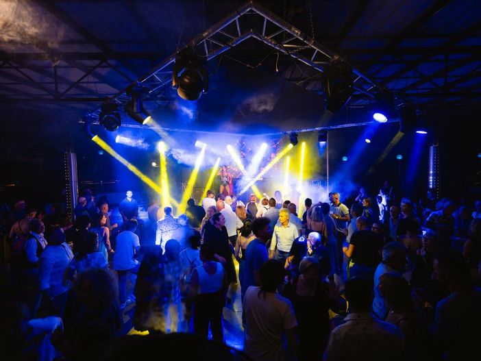 Venerdì 5 giugno nuova serata nel giardino estivo dopo il boom dell’apertura