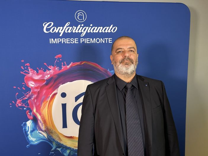 Rielezione per il presidente: “La crisi automotive pesa sull’indotto, non possiamo essere solo turismo” Rielezione per il presidente: “La crisi automotive pesa sull’indotto, non possiamo essere solo turismo”