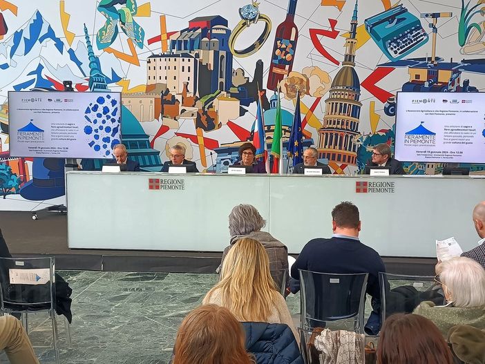 presentazione in sala trasparenza