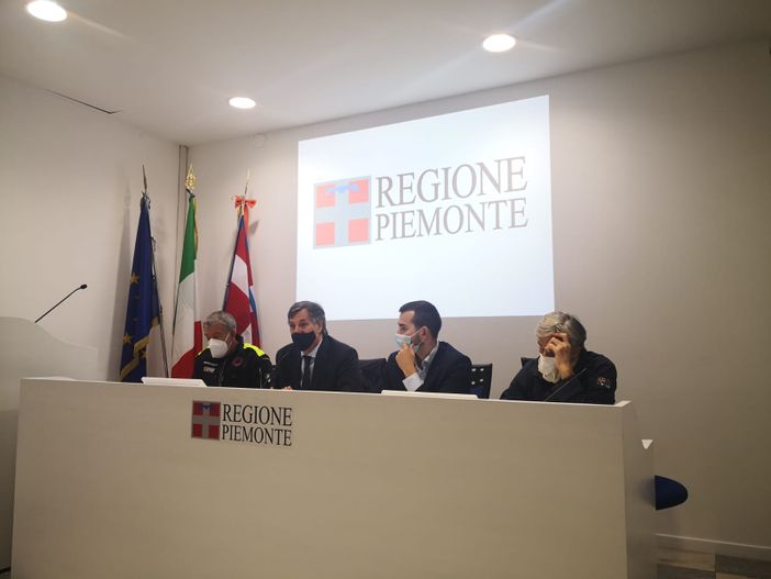 Covid, dal 17 maggio sul sito piemontese arriva il certificato vaccinale: mezzi pubblici gratis il giorno della dose Covid, dal 17 maggio sul sito piemontese arriva il certificato vaccinale: mezzi pubblici gratis il giorno della dose