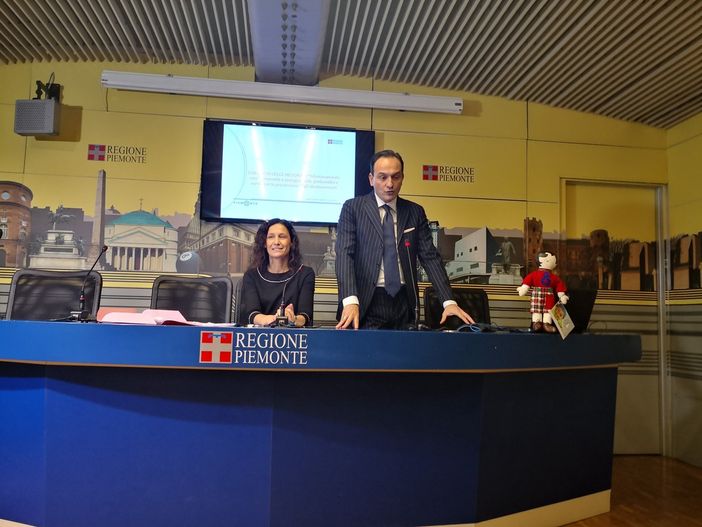 Famiglie in difficoltà, la Regione: "I figli restino con i genitori". Parte il progetto "Allontanamento zero" Famiglie in difficoltà, la Regione: "I figli restino con i genitori". Parte il progetto "Allontanamento zero"