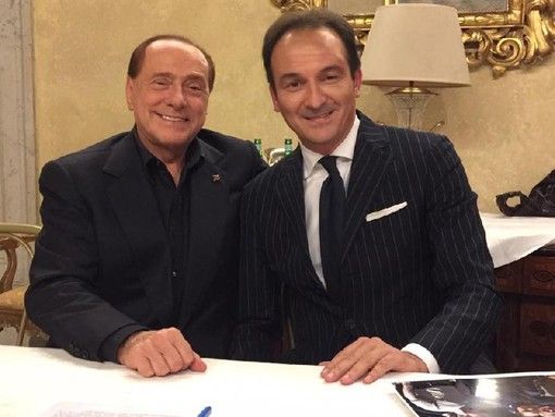 Alberto Cirio con Silvio Berlusconi