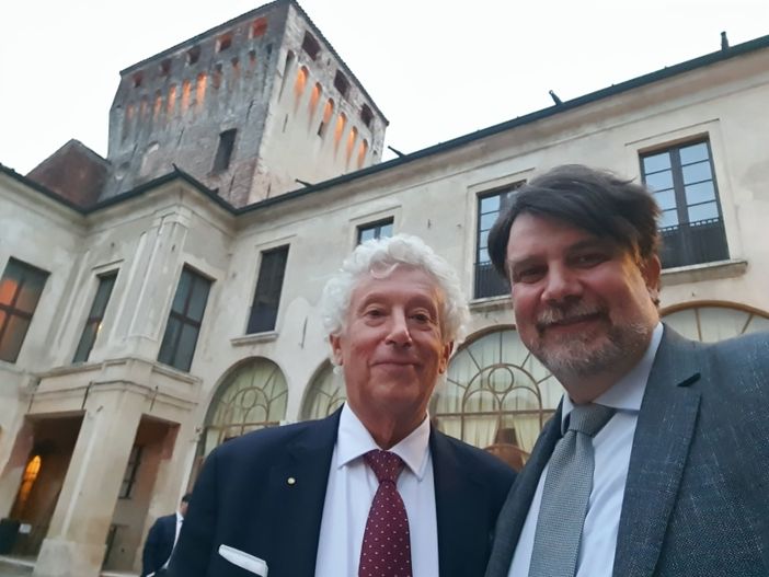 Il direttore di Confimi Industria Insubria ing. Pietro Bonfiglio e il presidente Franco Colombo Il direttore di Confimi Industria Insubria ing. Pietro Bonfiglio e il presidente Franco Colombo