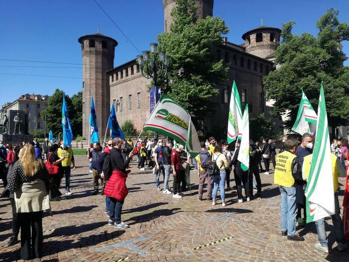 Manifestazione gioco legale sotto la Prefettura