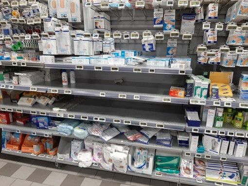 Coronavirus, mascherine a 5.000 euro e non sicure: venti denunce in tutta Italia