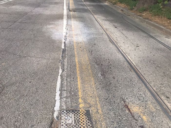 strada con binari strada con binari