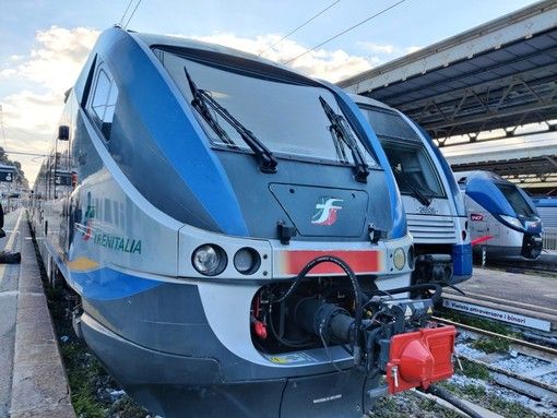 Chivasso-Asti e altre linee ferroviarie "sospese", Canalis (Pd): "La giunta Cirio solleciti Trenitalia per la riattivazione" Chivasso-Asti e altre linee ferroviarie "sospese", Canalis (Pd): "La giunta Cirio solleciti Trenitalia per la riattivazione"