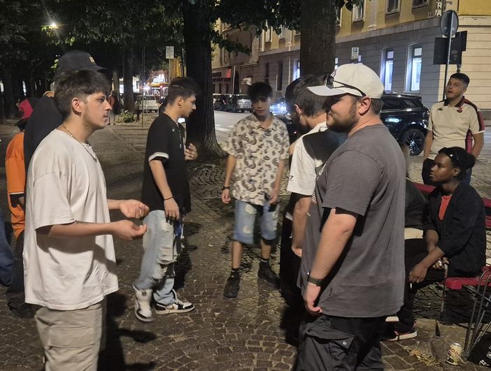 Il ritrovo in piazza Vittorio Veneto Il ritrovo in piazza Vittorio Veneto