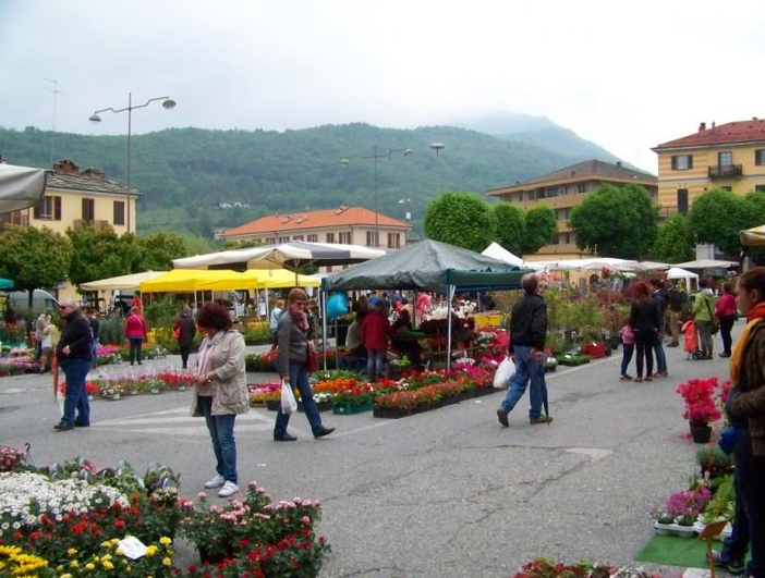 Fiera del Primo Maggio Luserna San Giovanni Fiera del Primo Maggio Luserna San Giovanni