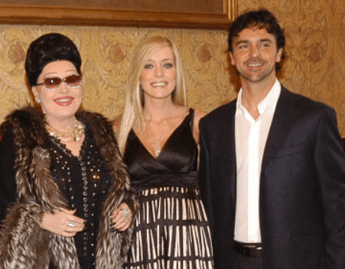 Moira Orfei, la figlia Lara: "Conosco mio fratello, lui non avrebbe mai fatto l'asta..." Moira Orfei, la figlia Lara: "Conosco mio fratello, lui non avrebbe mai fatto l'asta..."