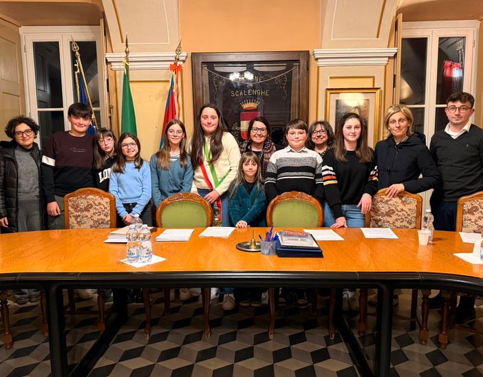 Anna Toscano è la nuova sindaca del Consiglio Comunale delle Ragazze e dei Ragazzi di Scalenghe Anna Toscano è la nuova sindaca del Consiglio Comunale delle Ragazze e dei Ragazzi di Scalenghe