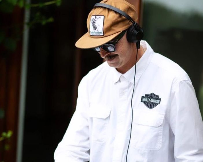 Il ‘dj postino’ della Val Chisone Dallomo: dallo stop del Covid a palcoscenici internazionali Il ‘dj postino’ della Val Chisone Dallomo: dallo stop del Covid a palcoscenici internazionali