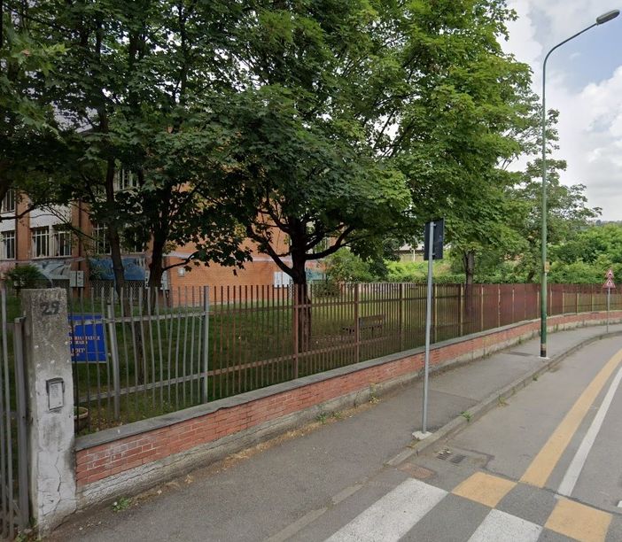 La media Poet La media Poet