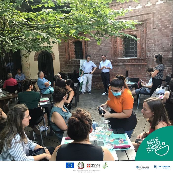 Un’estate all’insegna della cooperazione. Grande partecipazione alle degustazioni targate Piacere Piemonte Un’estate all’insegna della cooperazione. Grande partecipazione alle degustazioni targate Piacere Piemonte