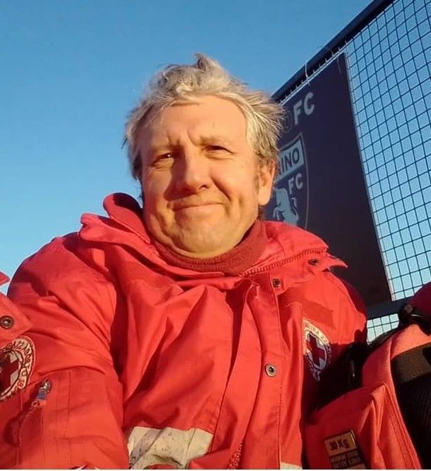 Paolo Ghiano con la divisa della Cri, che ha indossato per 30 anni Paolo Ghiano con la divisa della Cri, che ha indossato per 30 anni