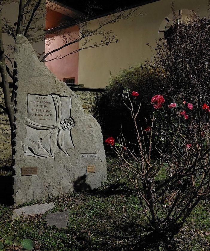 Il monumento per le donne della Resistenza Il monumento per le donne della Resistenza