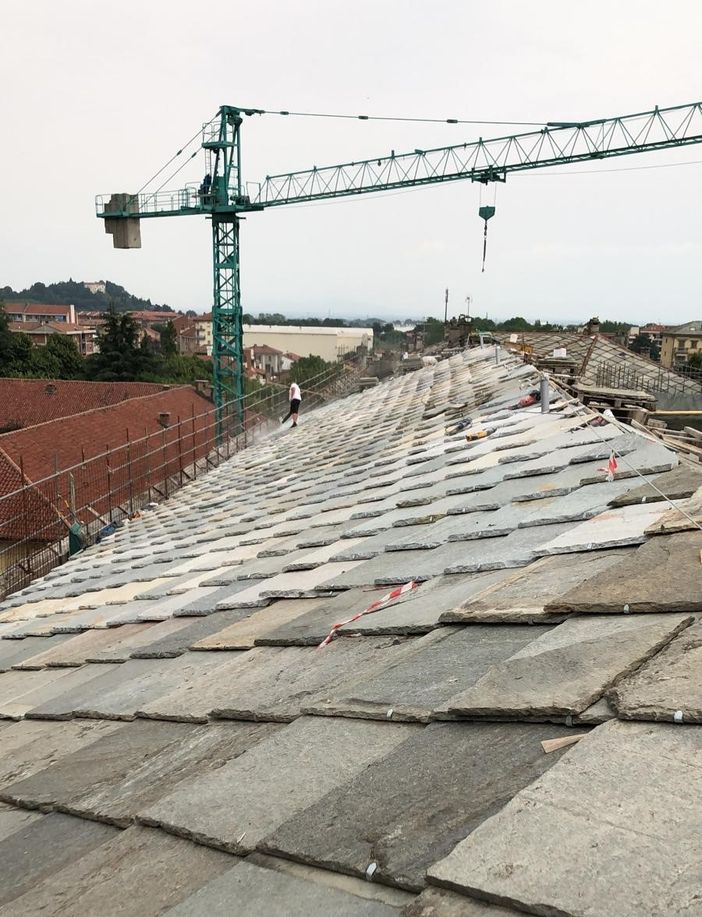 Proseguono i lavori al cantiere del Liceo Porporato di Pinerolo Proseguono i lavori al cantiere del Liceo Porporato di Pinerolo