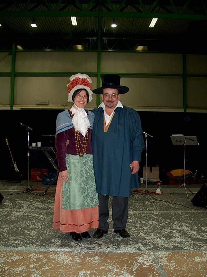 Mario Pelazza nei panni del Ranè con la figlia Roberta Mario Pelazza nei panni del Ranè con la figlia Roberta