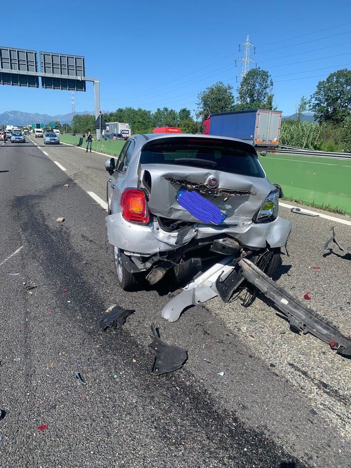 auto incidentata in tangenziale