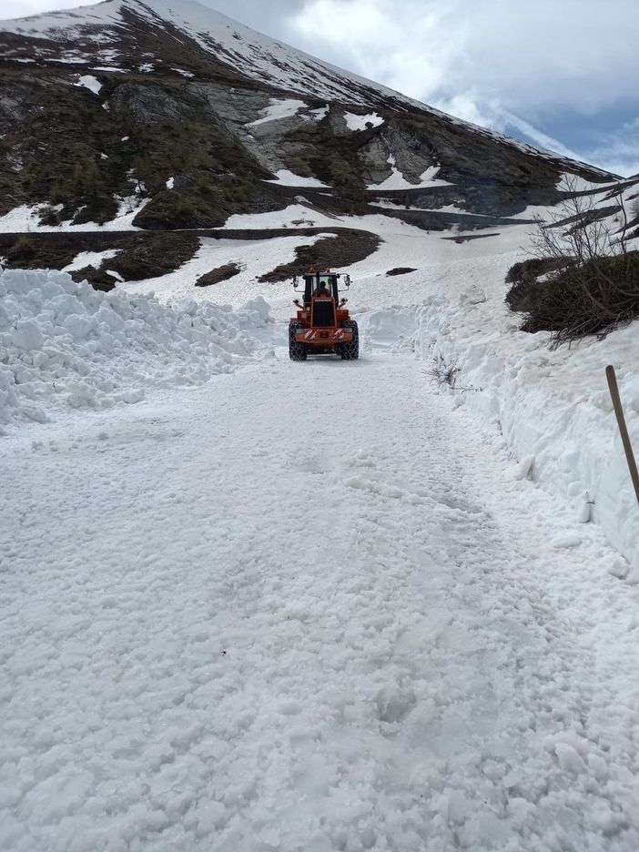 Colle delle Finestre, a fine mese la riapertura totale della strada provinciale 172