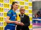 Ungureanu vicina a Cicchiello nella premiazione come mvp nella gara contro Bergamo (foto di Christian Bosio)