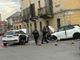 Scontro tra due auto all’incrocio tra piazza Garibaldi e via Martiri a Pinerolo