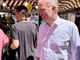 Paolo Damilano al mercato di piazza Foroni: &quot;Il voto delle Europee fondamentale per il futuro di tutti noi&quot;