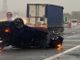 Auto si ribalta all'altezza di Stupinigi: traffico in tilt in tangenziale sud Auto si ribalta all'altezza di Stupinigi: traffico in tilt in tangenziale sud