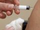 vaccinazione a un braccio