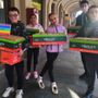I giovani vigonesi aiutano la popolazione di Gaza con scatole arcobaleno