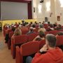 Niente discorsi per il 2 giugno: a Luserna San Giovanni si accende invece il grande schermo Niente discorsi per il 2 giugno: a Luserna San Giovanni si accende invece il grande schermo