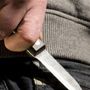 Prova a salire sul treno armato di coltello: fermato dai carabinieri di Nichelino