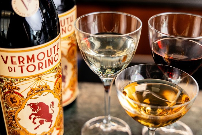 Torino brinda al suo Vermouth: a gennaio l’appuntamento che inaugura l’anno del gusto Torino brinda al suo Vermouth: a gennaio l’appuntamento che inaugura l’anno del gusto
