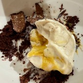 Ovum Regale: sembra un uovo, ma è un dessert