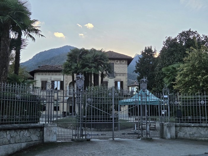 A Cumiana il gruppo Fai di Pinerolo apre le porte di Villa Camusso A Cumiana il gruppo Fai di Pinerolo apre le porte di Villa Camusso