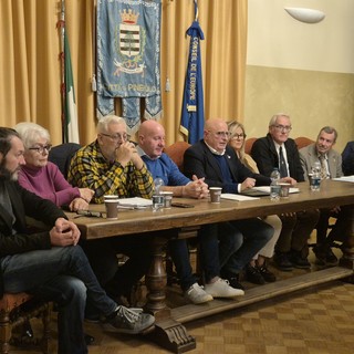 La conferenza di stasera