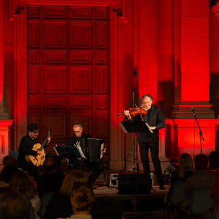 Domenica 7 settembre alle 17 la Chiesa Parrocchiale di Elva ospita il Voxonus Festival con un concerto dedicato al mare