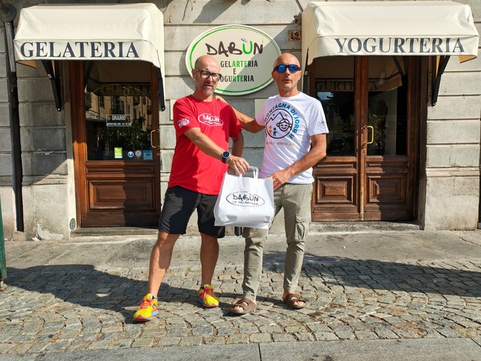 La Gelateria Dabun pedala con Marco per regalare sorrisi ai bambini
