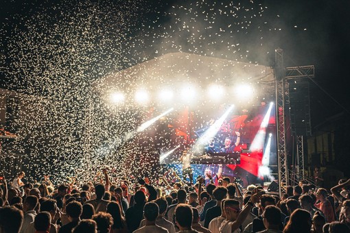 Si accende la Festa di San Firmino: tre giorni di energia, musica e sport Si accende la Festa di San Firmino: tre giorni di energia, musica e sport