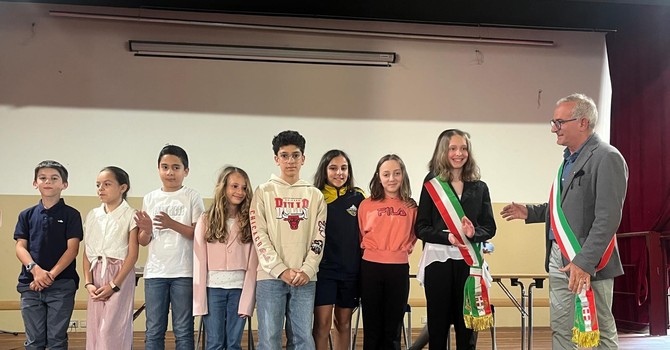 La sindaca Pomero, vicino al sindaco De Riso La sindaca Pomero, vicino al sindaco De Riso