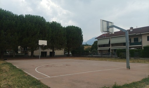 Bricherasio, una fontana per il campo da basket: maggioranza e minoranza fanno squadra Bricherasio, una fontana per il campo da basket: maggioranza e minoranza fanno squadra